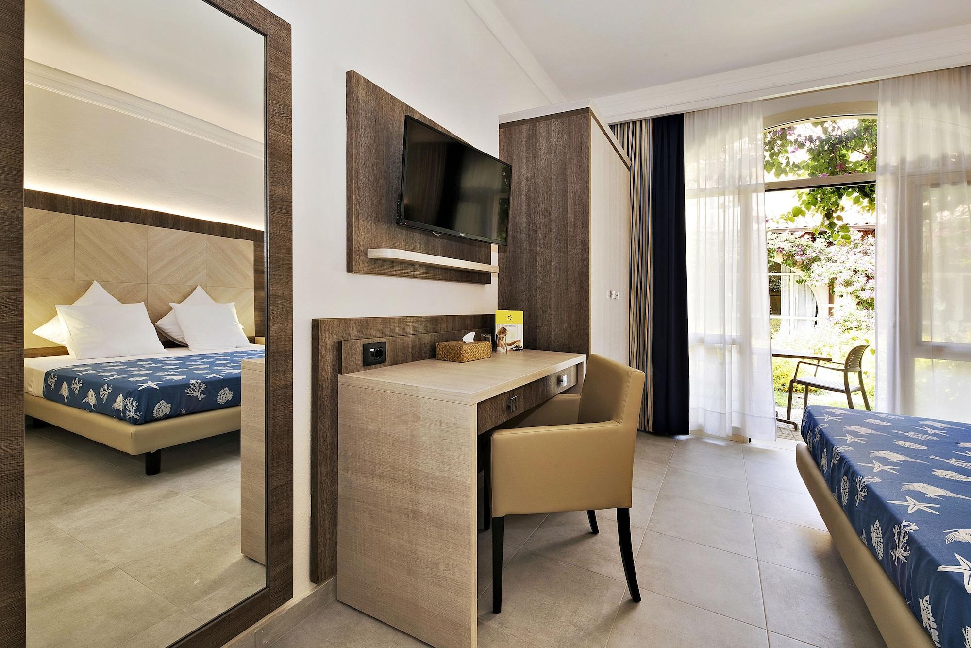 Tui Magic Life Calabria Hotel Pizzo  Exterior photo